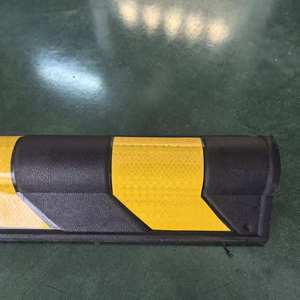 High Visibility L-Shape Wall Edge Protector Rubber <strong>Corner</strong> Guard with 4 Yellow Arrow Reflective <strong>Blocks</strong> for Warehouse Safety - Product Image 4