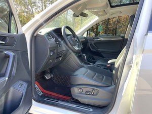 Valeur exceptionnelle <span class=keywords><strong>R</strong></span>-Line : <span class=keywords><strong>Tiguan</strong></span> L 330TSI 2021, un seul propriétaire, faible kilométrage, tout le style sans 4 roues motrices Premium - Product Image 6