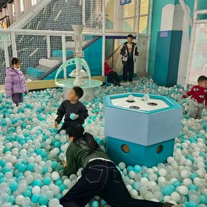 Ballon automatique interactif pour enfants avec lumières LED colorées Terrain de <span class=keywords><strong>jeux</strong></span> intérieur <span class=keywords><strong>Bubble</strong></span> <span class=keywords><strong>Shooter</strong></span> - Product Image 6