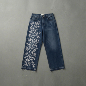 Jeans de Mezclilla para Mujer, Corte Recto, Cintura Media, con Estampado Floral y Bordado, Estilo Casual y Urbano - Product Image 1