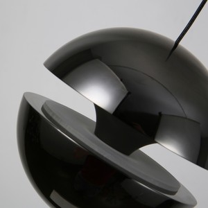 Luminaire suspendu réglable design, mini lampe à suspension en aluminium avec abat-jour intérieur en acrylique pour projet hôtelier - Product Image 6