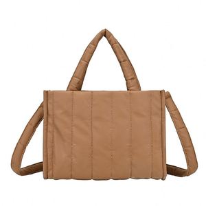 Wholesale <b>Women</b> High Quality Nylon Quilted Fashion Luxury Shopping Crossbody Puffer <b>Beach</b> Tote Shoulder <b>Bag</b> - Product Image 4