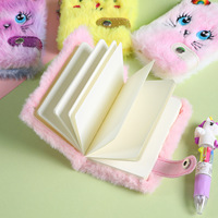 Vente en gros de mini dessin animé en peluche chat mignon sac de cahier pour enfants pendentif livre cadeau de vacances
