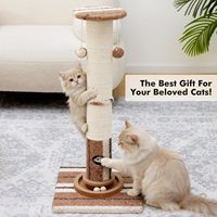 Griffoir pour chat en sisal avec base stable anti-basculement et trou pour souris interactif et jouets, tour griffoir en bois pour chats d'intérieur