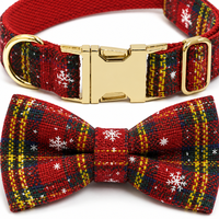Ensemble collier et laisse pour chien géométrique rouge durable avec nœud papillon, kit de promenade pour chien avec sac à déjections canines, accessoires dorés et rubans