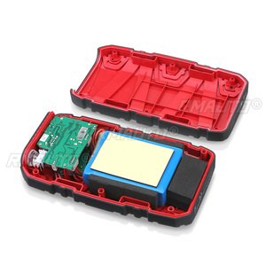 เครื่องจั๊มพ์สตาร์ทรถยนต์ 12000mAh 800A พร้อมที่ชาร์จ QC3.0 พาวเวอร์แบงค์แบบพกพา แบตเตอรี่สำรองฉุกเฉิน พร้อมไฟฉาย LED - Product Image 5
