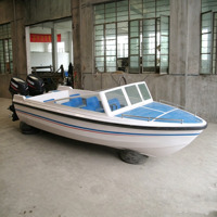 Bateau ouvert en fibre de verre pour 6 passagers avec moteur hors-bord à essence 4,68 m Yacht de sport de luxe pour la pêche et les excursions