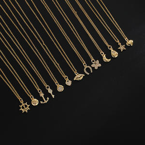 Collier pendentif en acier inoxydable plaqué or 18 carats pour femmes, tendance, multicouche, cœur, croix, chaîne carrée, cadeau en gros - Product Image 2