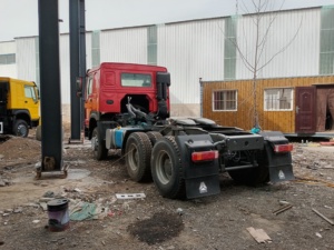 รถบรรทุกรถแทรกเตอร์ sinotruk HOWO 6*4พร้อม371แรงม้าจากประเทศจีน - Product Image 2