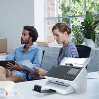 Scanner à alimentation par feuilles Kodak S2050, 80 feuilles ADF, détection multi-feuilles par ultrasons, capacité de 6000 pages par jour pour les services de bureau et les comptoirs.