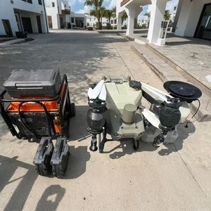 DJ1 T50 T40 T30 Drones agricoles commerciaux intégrés Protection des plantes d'occasion Enquête aérienne Application d'engrais 10km - Product Image 2