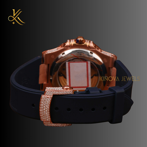 Reloj Moissanite Diamond diseñado con piedras brillantes y artesanía elegante para un aspecto lujoso y atemporal todos los días - Product Image 3