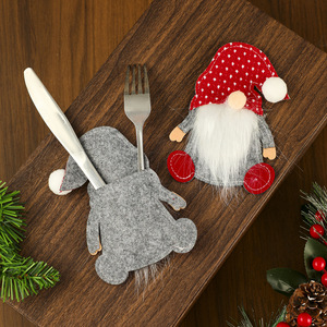 Set <span class=keywords><strong>di</strong></span> posate in stile cartone animato con copriposate in tessuto, design Gnomo Senza Volto Rudolph, per <span class=keywords><strong>Natale</strong></span> e tavola d'hotel - Product Image 4