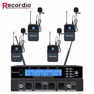 Micrófono inalámbrico antisilbido de cuatro micrófonos de Karaoke para espectáculo de escenario de Grado Profesional, micrófono IR para entrevistas - Product Image 4