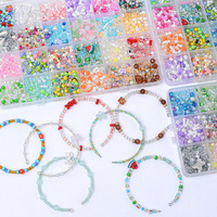Kit de perles en vrac pour la fabrication de bracelets et colliers DIY, fournitures de bijoux pour enfants, perles de verre de couleur mélangée à 9/12/24 compartiments