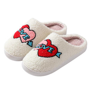 Hot Sell Slides Home Warm Smile Slipper Fur Slides Faux Fur Heart Slippers Women Shoes Family Plush Slippers Custom - Product Image 1