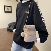 Sac de téléphone d'hiver en peluche douce, sac à bandoulière uni avec cordon, mini portefeuille mignon de style coréen pour le quotidien
