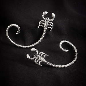 YW gros femmes à la mode Punk foncé Scorpion <span class=keywords><strong>Contour</strong></span> boucles <span class=keywords><strong>d</strong></span>'oreilles haute qualité nouveaux <span class=keywords><strong>bijoux</strong></span> - Product Image 2