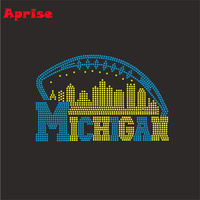 Transfert thermocollant personnalisé Detroit Michigan avec strass Wolverines