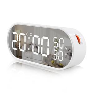 Réveil numérique LED avec fonction snooze, thermomètre de table, chargeur USB électronique, réveil intelligent avec miroir de bureau, <span class=keywords><strong>horloge</strong></span> de jour <span class=keywords><strong>pour</strong></span> les <span class=keywords><strong>seniors</strong></span> - Product Image 1