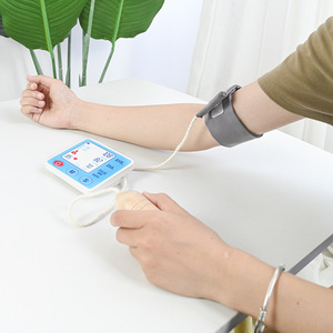 Ensemble de jeu de simulation de <span class=keywords><strong>docteur</strong></span> <span class=keywords><strong>en</strong></span> <span class=keywords><strong>bois</strong></span>, trousse médicale pour enfants avec seringue, étui médical, <span class=keywords><strong>jouet</strong></span> de jeu de rôle, cadeau éducatif pour garçons et filles de 3 à 6 ans - Product Image 4