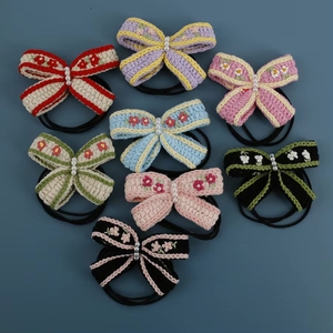 Diademas bordadas a mano, accesorios para el cabello de lana de alta gama, exquisitos detalles florales en cuero, venta al por mayor. - Product Image 3