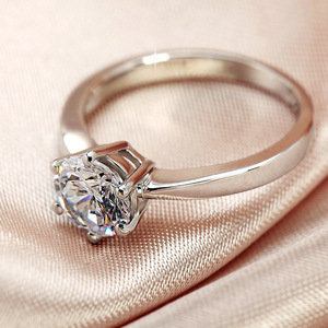 Anello Classico a Sei Punte per Donne, Elegante Gioiello da Indice alla Moda - Product Image 4