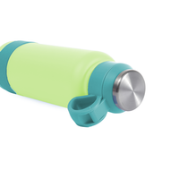 Bouteille d'eau isotherme sous vide en acier inoxydable écologique de 32 oz avec logo personnalisé, isolation thermique 12-24h, large ouverture et base en silicone avec poignée