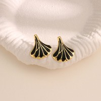 Boucles d'oreilles clous Gaoou Premium colorées en forme d'éventail pour femmes, en acier inoxydable plaqué or 18 carats, résistantes au ternissement, bijoux de mode