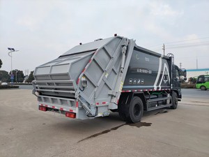 Camión de Basura de Compresión Hidráulica de Alta Calidad Dongfeng, Carrocería Sellada, Recolección de Basura Eficiente - Product Image 6