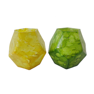 Jarrón de Vidrio Decorativo Personalizado, Nuevo, con Diseño Irregular Marmoleado en Amarillo, de Alta Calidad, Hecho a Mano, para Centros de Mesa - Product Image 3