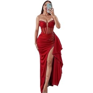 Abito da sera in raso rosso 2024 elegante con spacco lungo al ginocchio con decorazioni a volant in pizzo per <span class=keywords><strong>matrimonio</strong></span> <span class=keywords><strong>damigella</strong></span> d'onore - Product Image 1