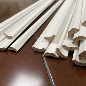 Moulures de corniche en bois massif de style <span class=keywords><strong>colonial</strong></span>, vernis blanc, fond en plâtre - Product Image 3