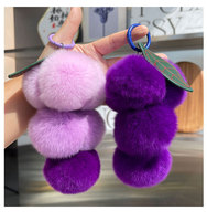 Porte-clés en peluche doux et écologique en forme de raisin – Breloque personnalisable et moelleuse pour clés de voiture et sac à main