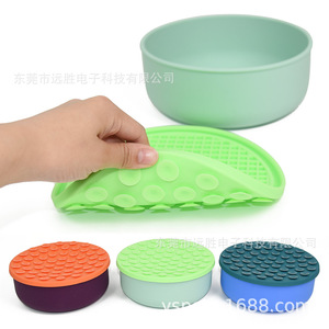 Bol pour animaux de compagnie en silicone avec couvercle à ventouse, qualité alimentaire, bol pour chien et chat à alimentation lente, forme arrondie 210x210x84mm - Product Image 1