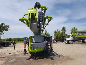 Camión Bomba de Diésel Zoomlion 47x-5RZ 47m Reacondicionado 2018, 170m/h, 88 bar, Bajo Kilometraje y Listo para Trabajar con Componentes de Motor Principales - Product Image 2