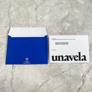 Sobres Azules Personalizados con Tarjetas Blancas Incluidas - Empaquetado de Papel con Marca Personalizada para Pequeñas Empresas - Product Image 4