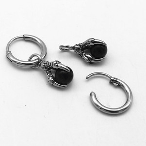 Yunnique – boucles d'oreilles en acier titane, griffe de Dragon, perle noire, bijoux à la mode pour hommes et femmes - Product Image 4