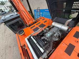 รถขุดตีนตะขาบฮิตาชิ รุ่น Zaxis 350H ขนาด 35 ตัน พร้อมบุ้งกี๋ขุดขนาด 0.45 ลูกบาศก์เมตร สำหรับงานก่อสร้าง - Product Image 6