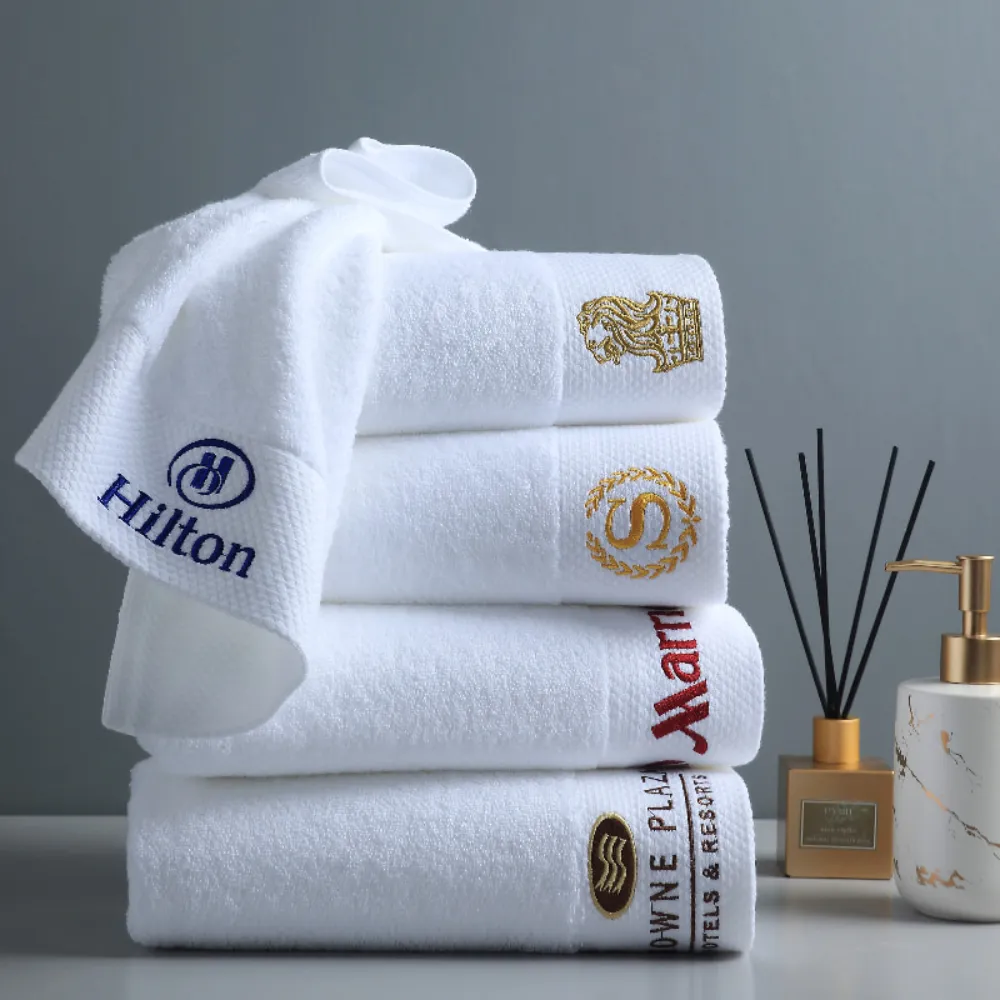 Benutzer definiertes Logo Luxus 5 Sterne Hotel Gesicht Hand Badet uch 100% Baumwolle Platin Satin Weiß Handtuch Sets