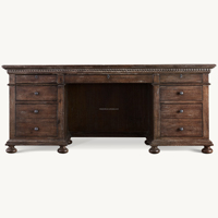 Escritorio Ejecutivo de Roble Americano Retro Sofisticado, Mesa de Oficina con Molduras Dentadas a Medida, Mueble de Estudio Profesional de Madera de Lujo