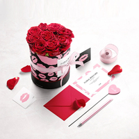 Scatola Regalo di Lusso Personalizzata con Rose e Coperchio a Cuore, Confezione Rigida in Carta per la Festa della Mamma e San Valentino