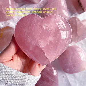 Piedra de Cuarzo Rosa en Forma de Corazón de Alta Calidad para Decoración y Sanación, en Oferta - Product Image 3