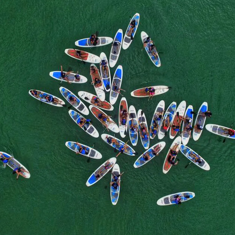 Tabla de paddle surf ultraligera de plástico duradero, diseño barato, 2023