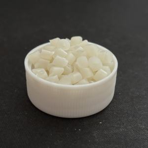 Granules de plastique HDPE raffinés à haute densité, matériaux de résine LDPE vierge et de qualité film, qualité de moulage pour applications recyclées - Product Image 1