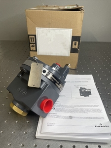 Vanne de commande d'étranglement avec amplificateur de volume Fisher 2625 et contrôleur de vanne numérique DVC6200 - Product Image 3