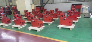 Tour horizontal manuel C9335, capacité 200 kg, cône de broche, 4 postes à outils, 380V/220V, machine de réparation de freins de moyenne capacité - Product Image 6