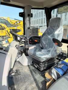 Chargeuse-pelleteuse JCB 4CX d'occasion avec climatisation, haute qualité, faible entretien, prix compétitif, à vendre - Product Image 5