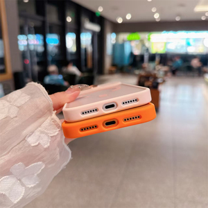 เคสโทรศัพท์แบบแม่เหล็กใสกึ่งด้าน รุ่น Skin Feel สำหรับ iPhone 17 16 15 Pro Max ฝาหลังแบบด้าน - Product Image 6