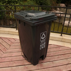 Poubelle à pédale en plastique de grande taille pour usage domestique, parcs, zones résidentielles et extérieur (240L). - Product Image 2